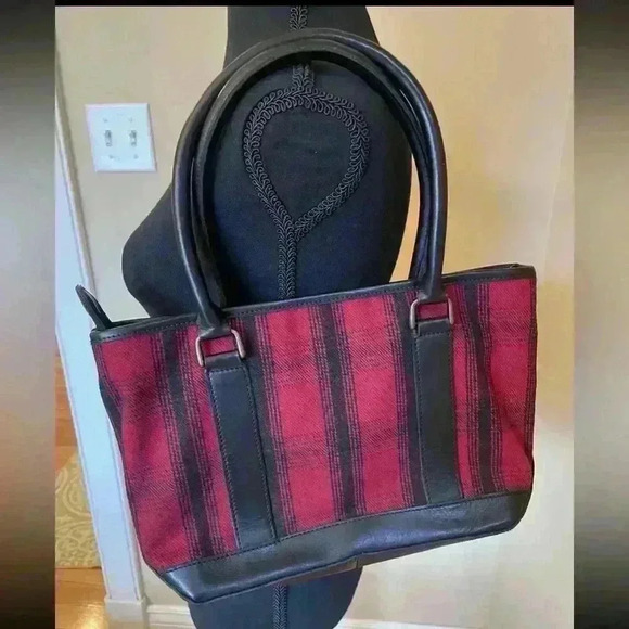 LL Bean Medium Tote/Purse 100% Wool Leather Bottom Red/Black Plaid - Picture 1 of 16